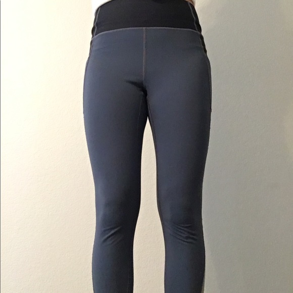 Gap Scuplt 7/8 leggings - Picture 2 of 5